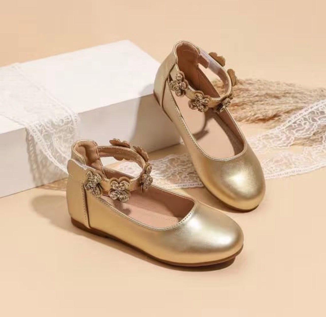 Flowered Golden Ballerina