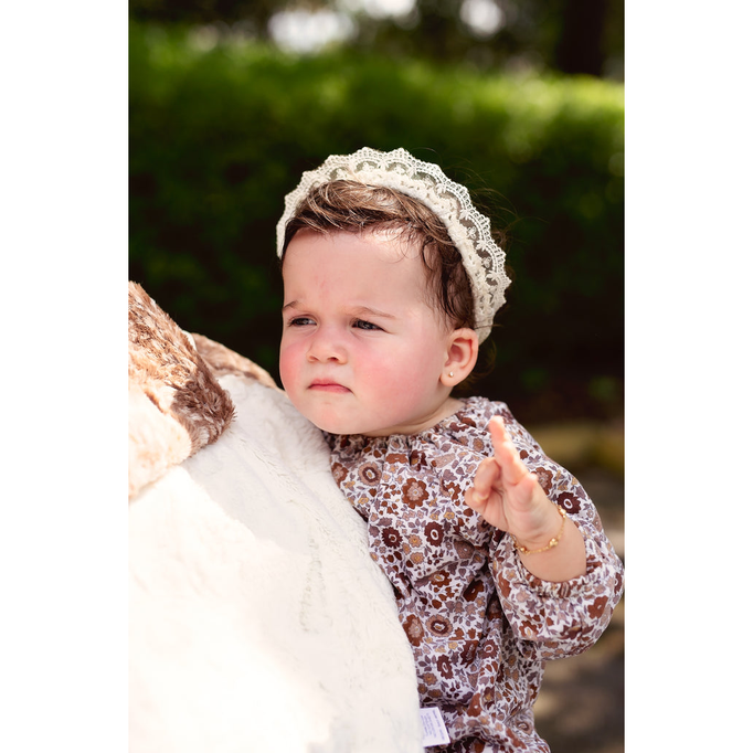 Lace Crown Wrap - Ivory